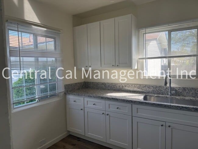 Photo - 517-521 Sycamore Ave Unidad 521 Sycamore Ave