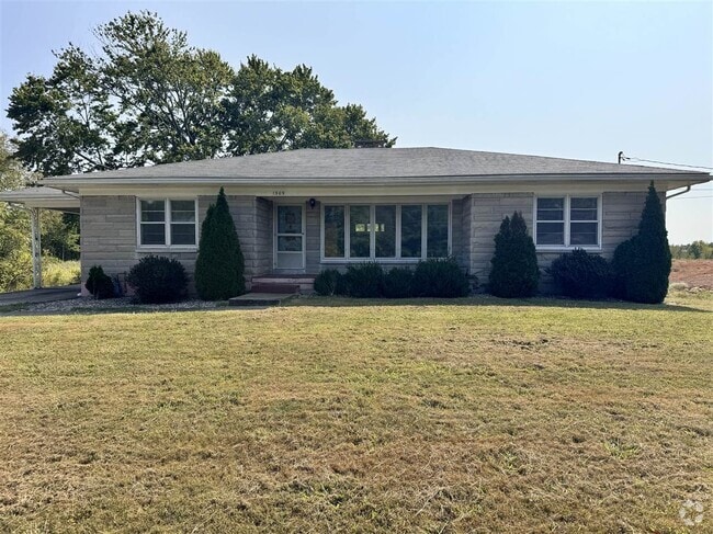 Building Photo - 1309 Old State Rd Rental
