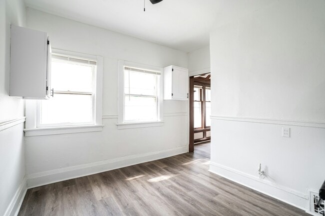 Photo - 3180 N 15th St