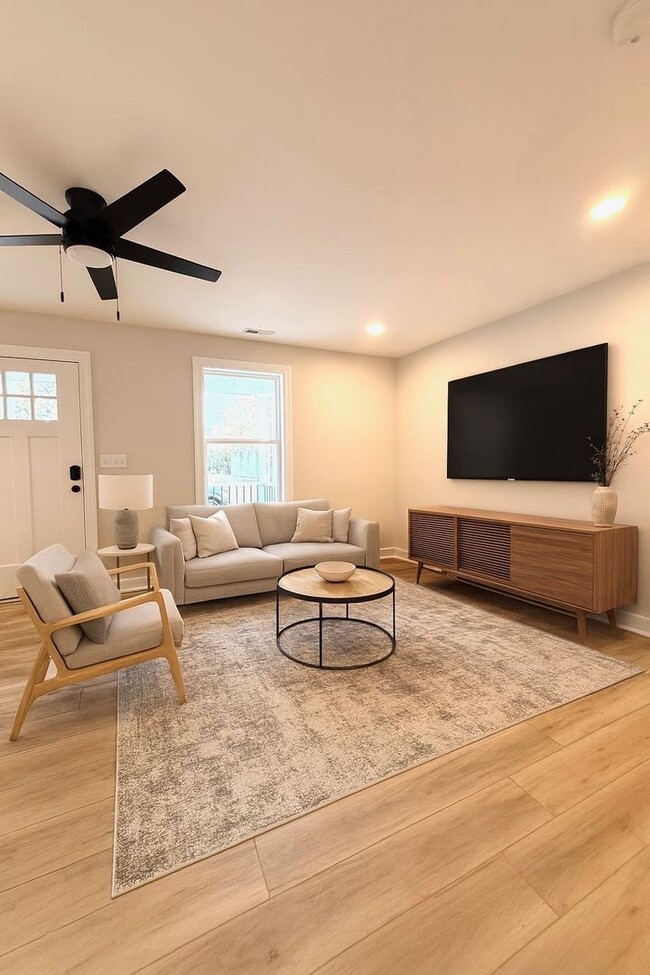 Photo - 603 McPherson St