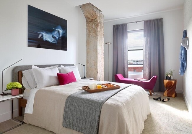 Building Photo - 54 Medford St Unit F