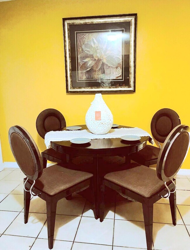 Photo - 5441 NW 17th Ct