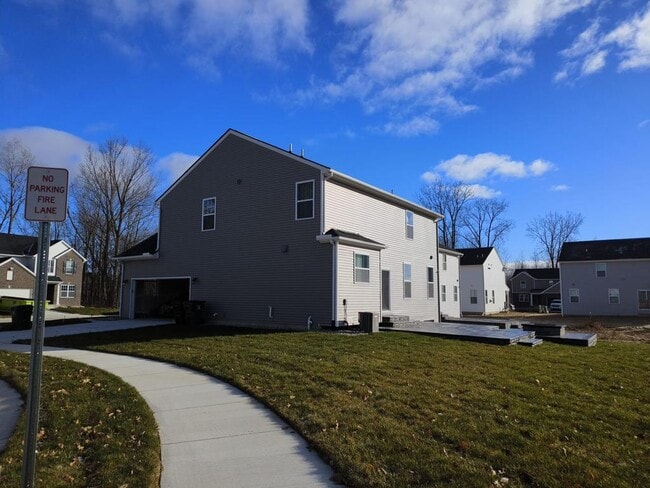 Photo - 51949 W End Dr