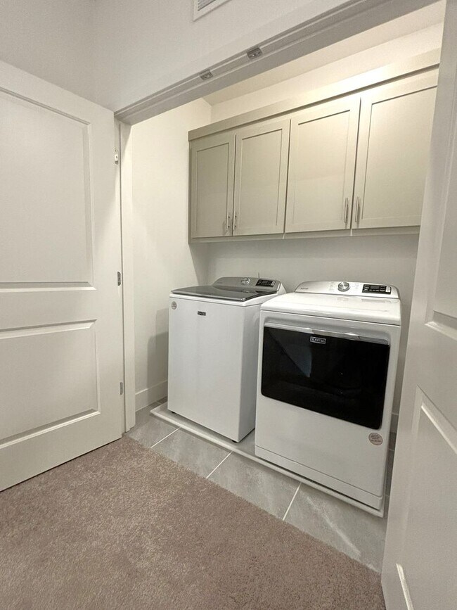 412 Arc Ct