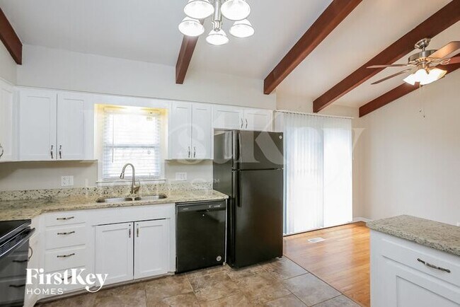 Photo - 10606 71st Pl