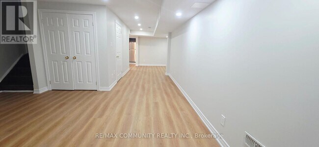 Photo - 55 Morland Crescent