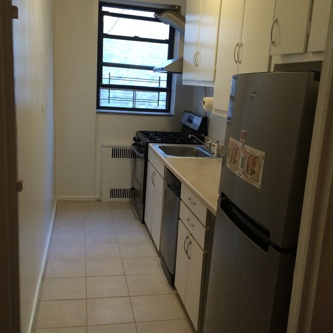 Photo - 350 E 54th St Unit 5K