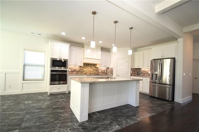 Photo - 4303 SW Bermuda Ave