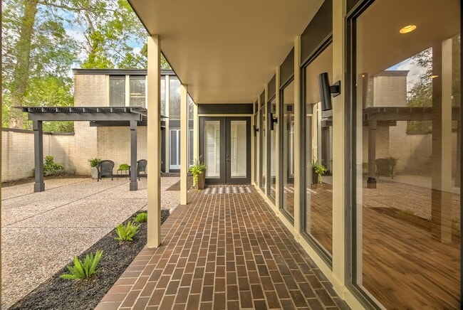 Photo - 147 Valley Dr