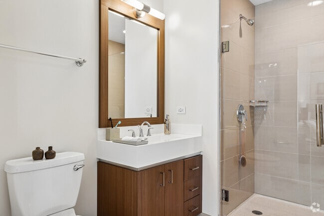 2BR, 2BA - 1,704SF - Primary Bathroom