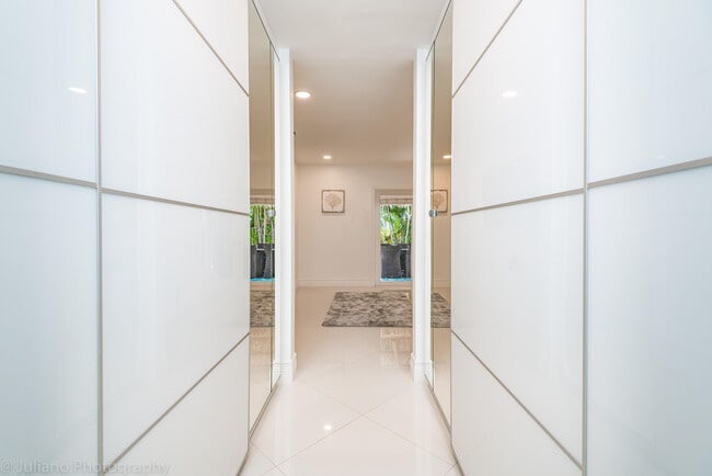 Photo - 1510 SE 14th Ct