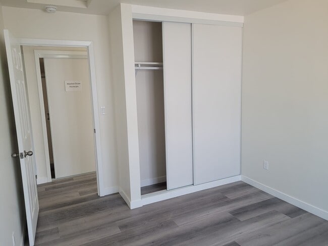Photo - 14844 Polk St