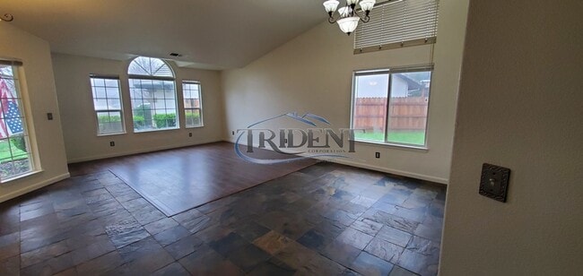 Photo - Beautiful Yuba City home on a large lot