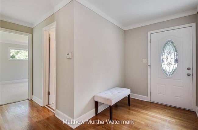 Entrance - 8416 State Line Rd Unit House For Rent