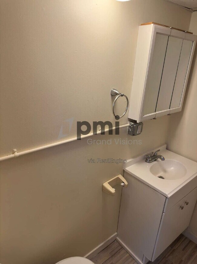 Photo - 601 Monroe Ave Unit 14
