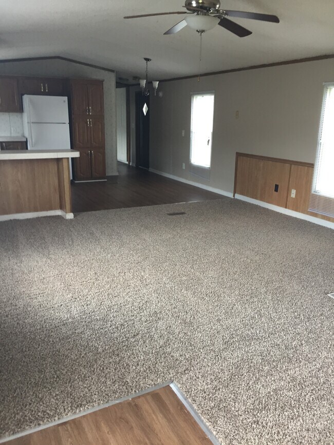 528 Chris St