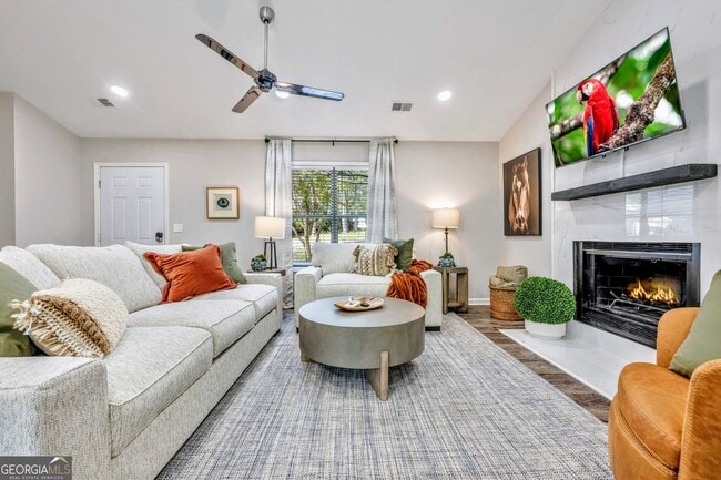 Photo - 1440 Glynn Oaks Dr SW