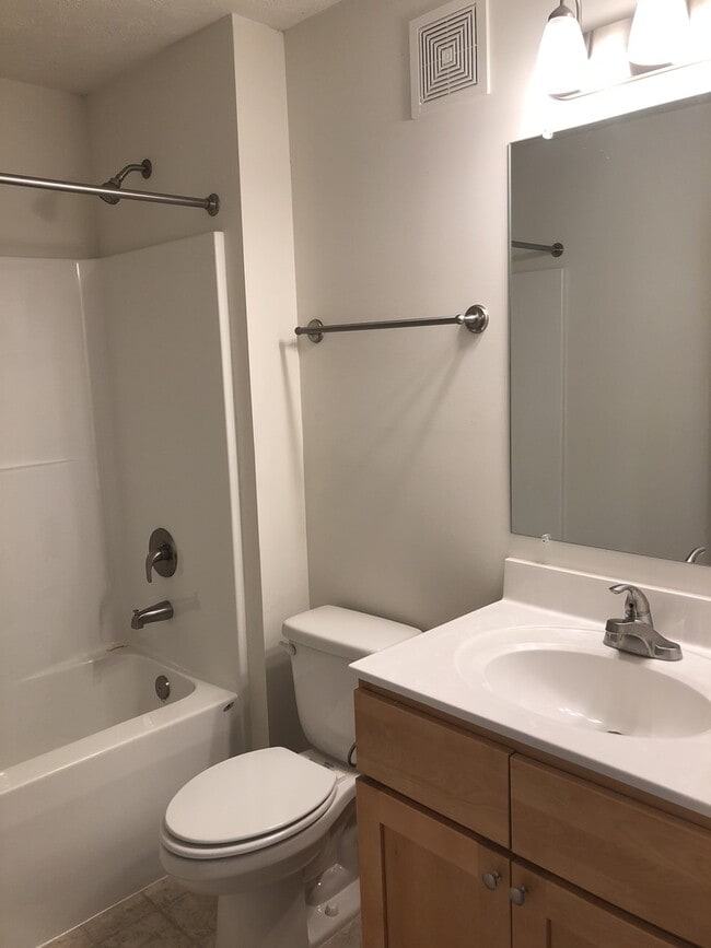 Photo - One Bedroom Garden Apartment