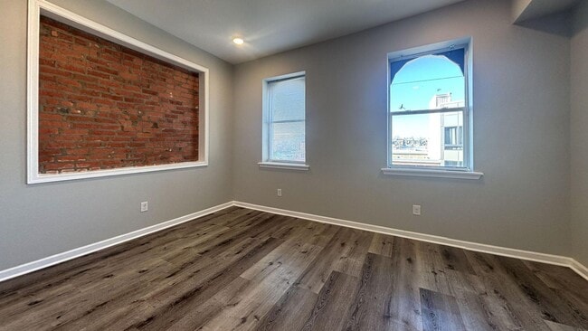 Photo - 3232 W Berks St Unit 3