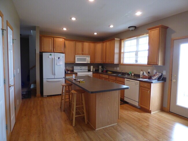 Photo - 3 bedroom town home
