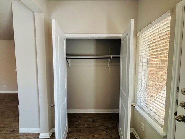 Photo - 1320 Walden Pond Dr