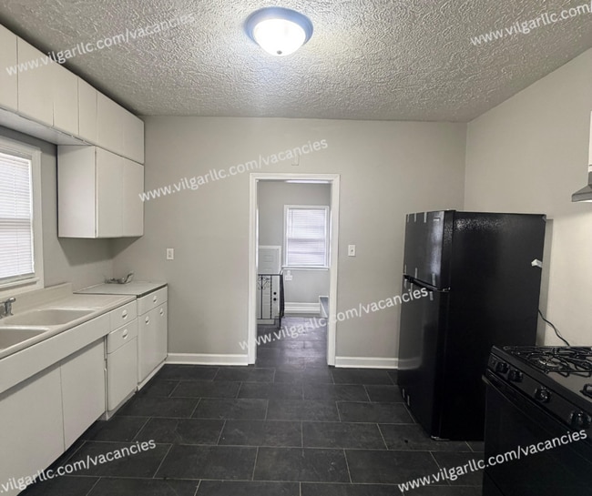 Photo - FOR RENT — SPACIOUS 3 BED / 2 BATH HOME