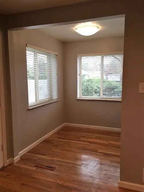 Photo - Washington Street