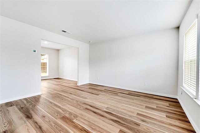 Photo - 1105 Melissa Ln