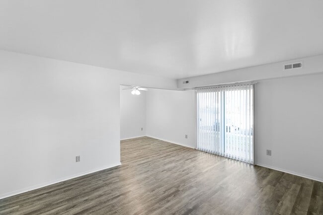 Pinckney Apartments