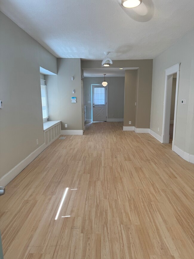 Photo - 264 Spring Grove Ave