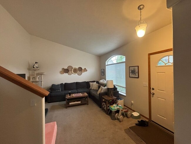 Photo - Beautiful 4 Bed-3 Bath House in CDA!
