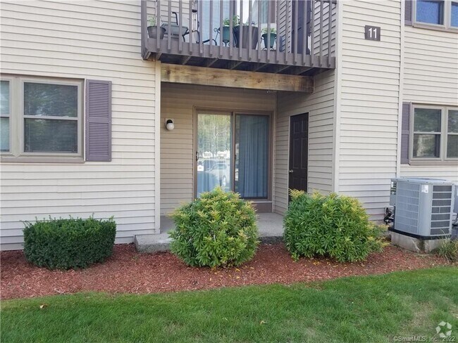 Building Photo - 1103 Twin Circle Dr Unit 1103 Rental