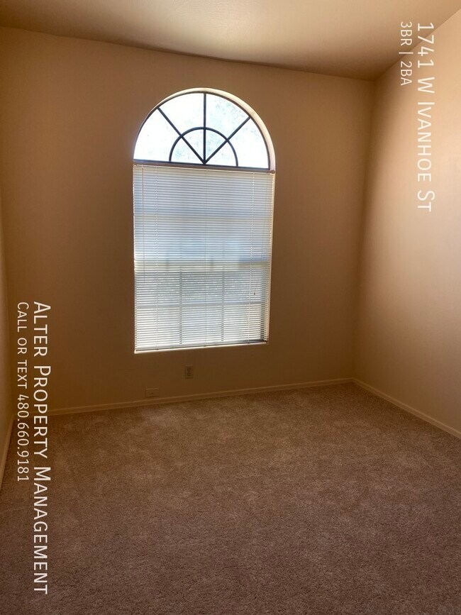 Beautiful renovated Chandler home! Rental For Rent in Chandler, AZ