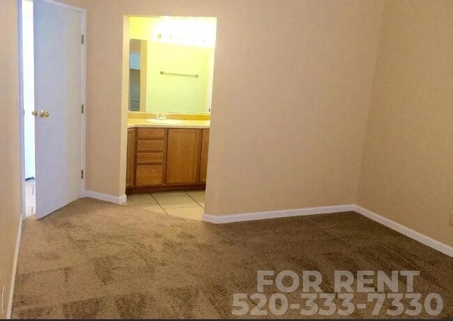 Photo - 3001 W Hampshire Ct