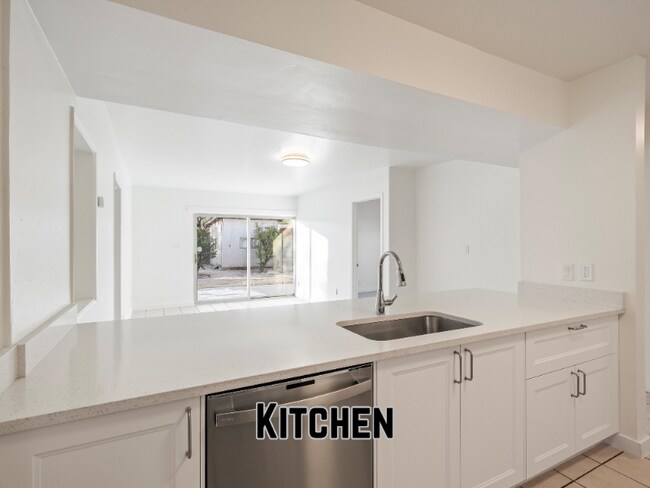 Photo - 4120 E 4th St