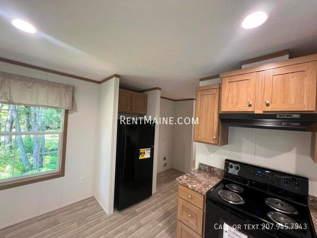 Photo - 135 Penney Ln