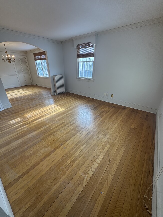 Photo - 11 Linwood Ave Unit 2