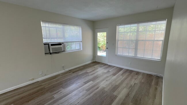 Living Room - 217 SW 11th Ct Unit #2