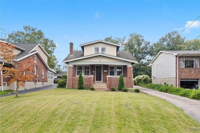 Photo - 970 Kirkham Ave