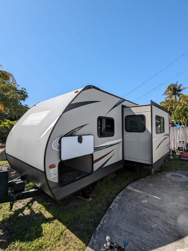 Photo - 6501 Plunkett St