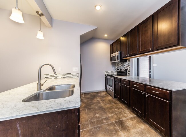 Photo - Modern Luxurious Lafayette Townhome for Rent (Right Across From the Oil Center)!