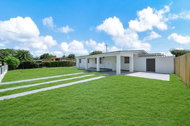 Photo - 4040 SW 108th Ave