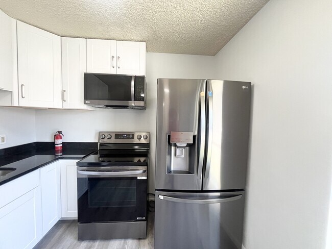 Photo - 1267 Crandall Ave S