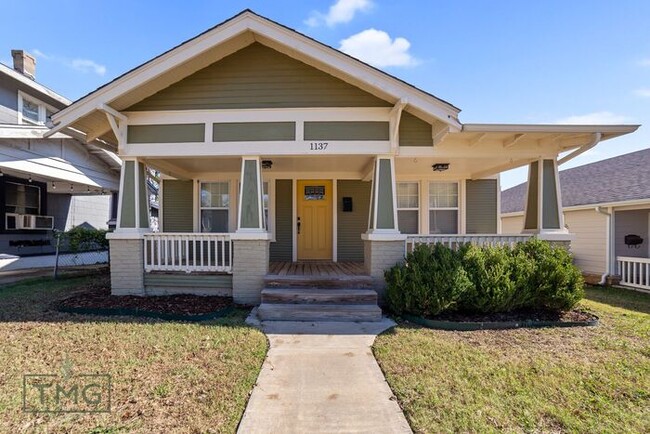 Cute 2/2 Craftsman Fully Undated, High End... - Cute 2/2 Craftsman Fully Undated, High End... House