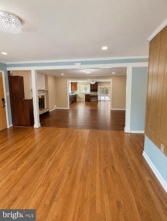 Photo - 816 Crothers Ln