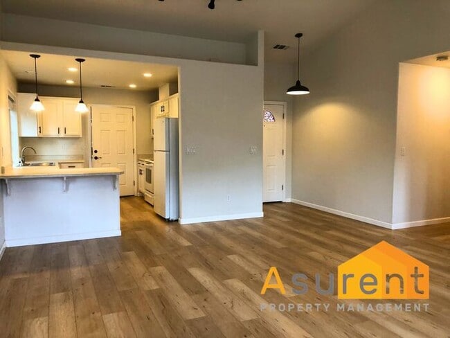 Photo - Wont Last Long---- 3 bed 2 Bath fenced back yard