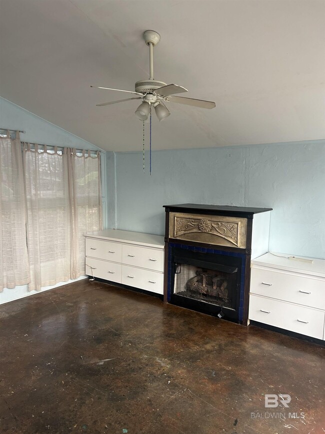 Photo - 22985 High Ridge Rd