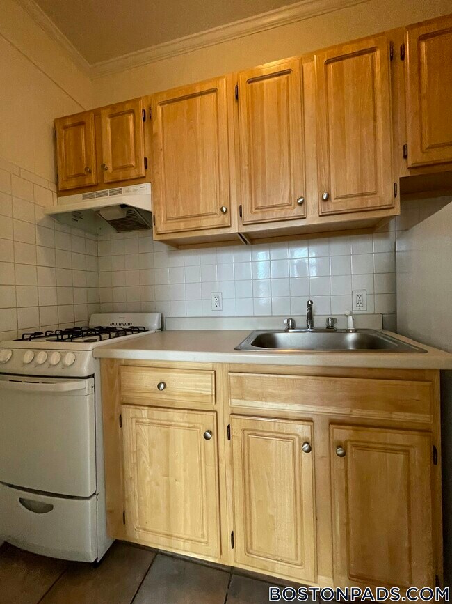 Photo - 441 Cambridge St Unidad 1