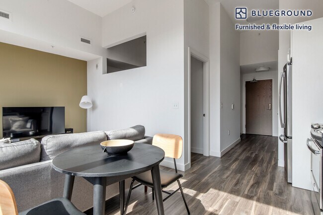 Photo - 1255 22nd St NW Unidad FL7-ID868