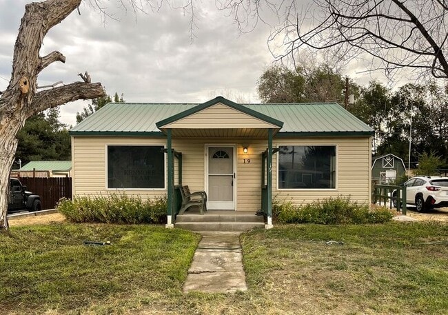 Building Photo - 19 E 14th Ave Rental